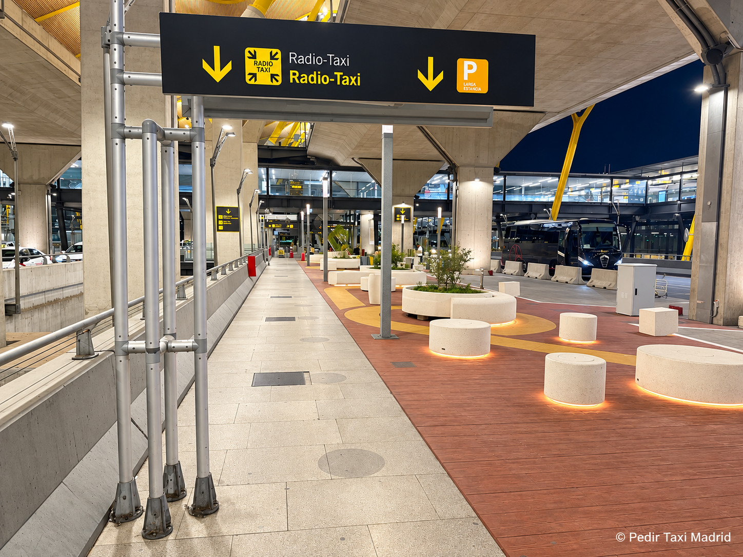 Señal Radio Taxi Terminal 4 Madrid-Barajas